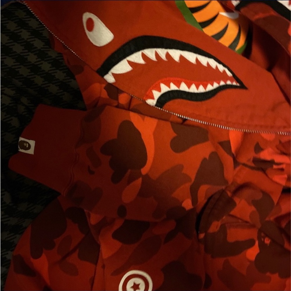 Double hoodie bape jacket all red came - Picture 4 of 5